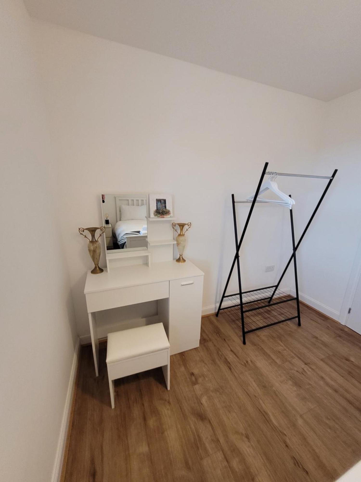 Skylark Apartment Peacehaven Екстер'єр фото